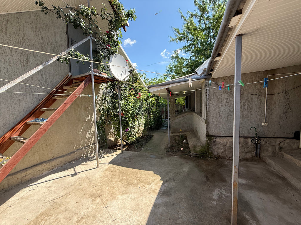 Casa s. Leca