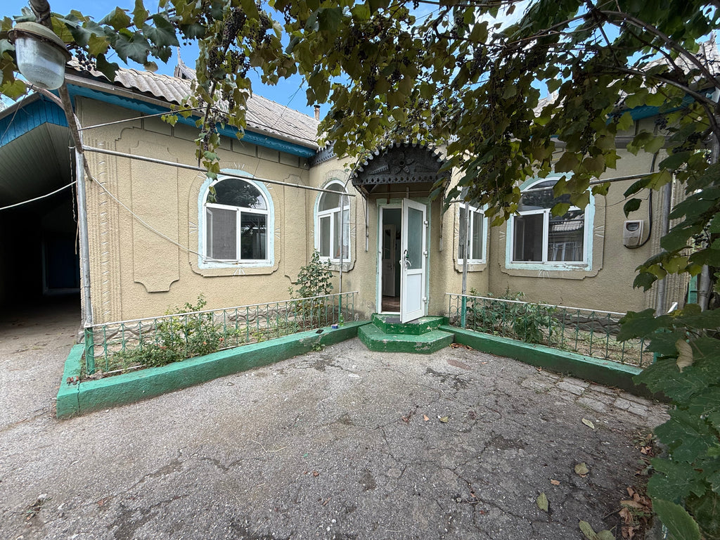 Casa or. Cantemir str. Pacii