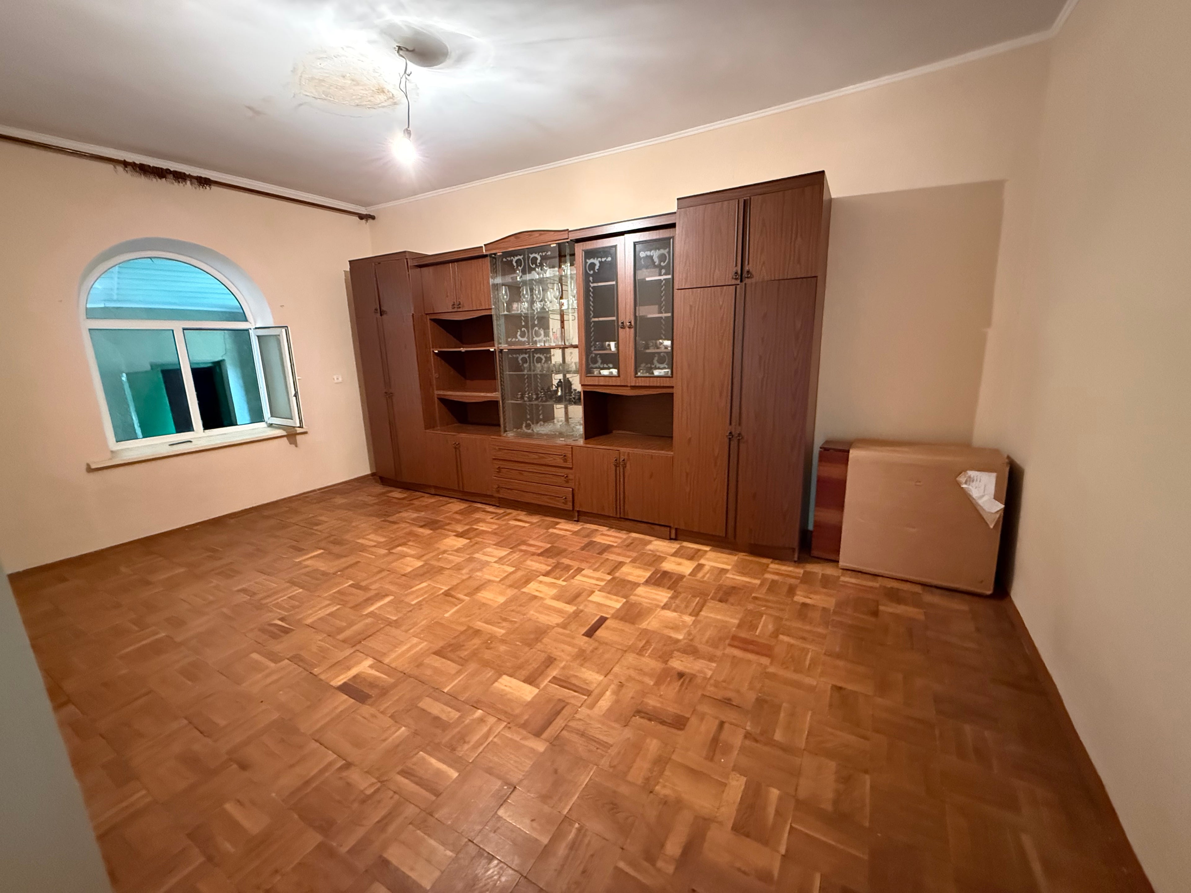 Casa or. Cantemir str. Pacii