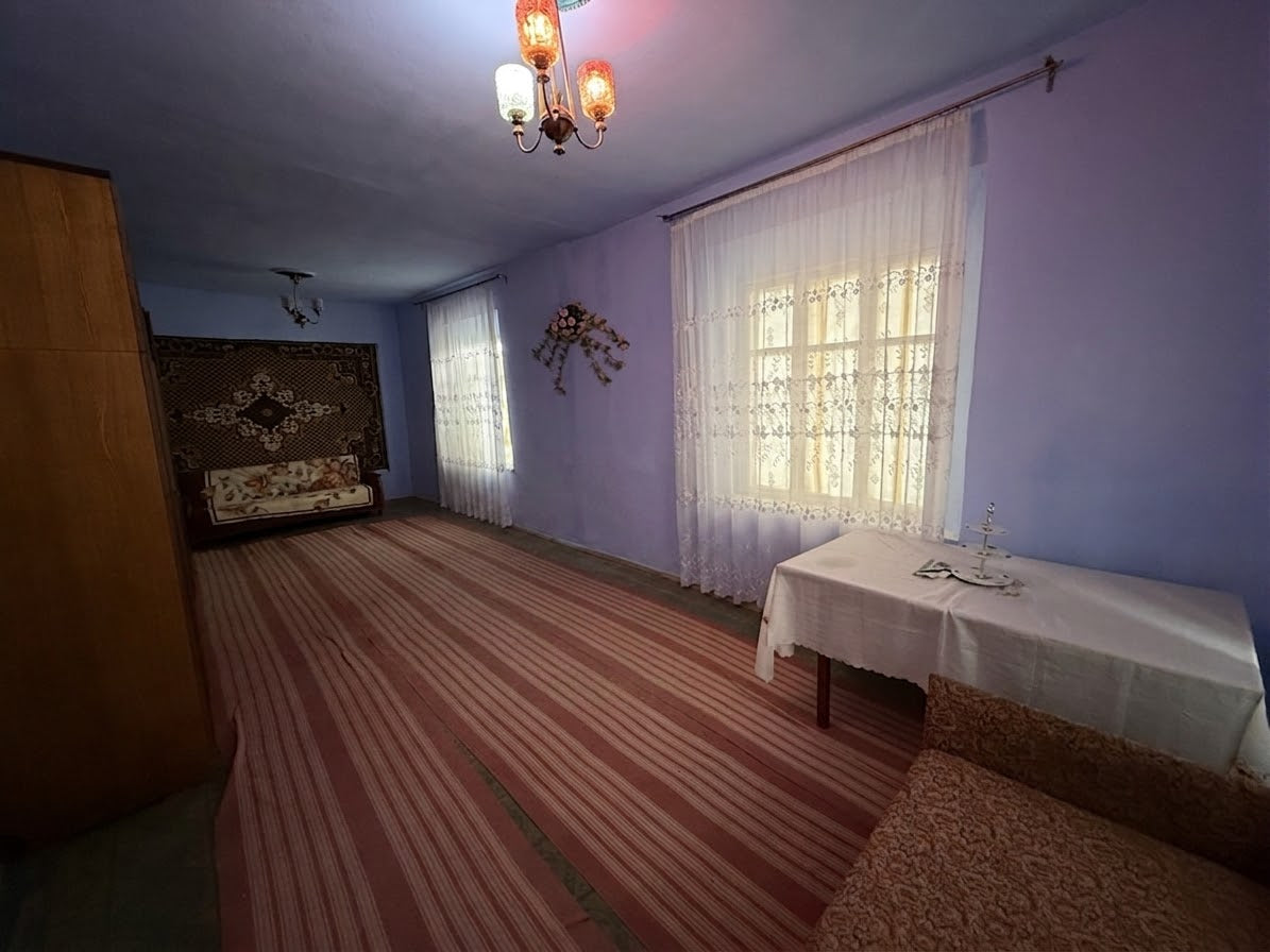 Casa r. Leova s. Tigheci