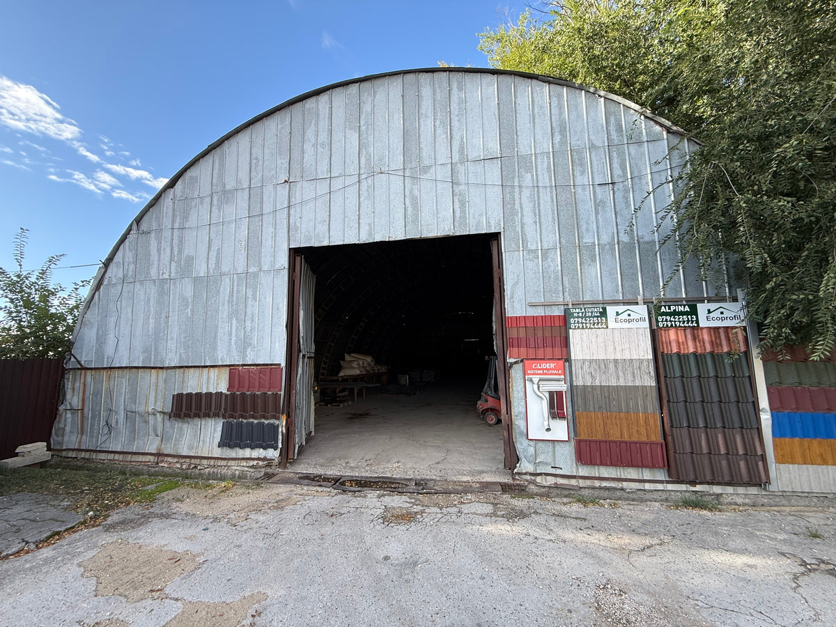 Depozit comercial de închiriat – 550 m²