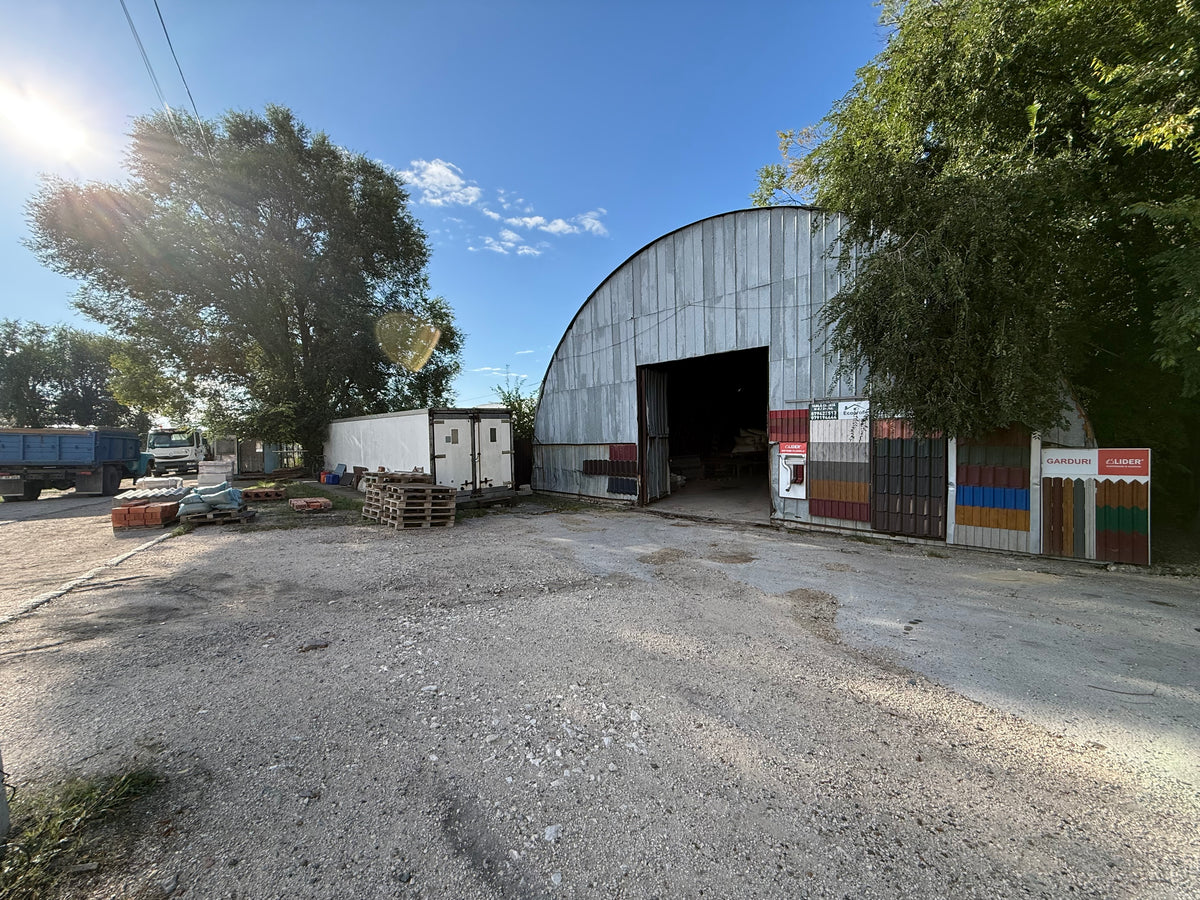 Depozit comercial de închiriat – 550 m²