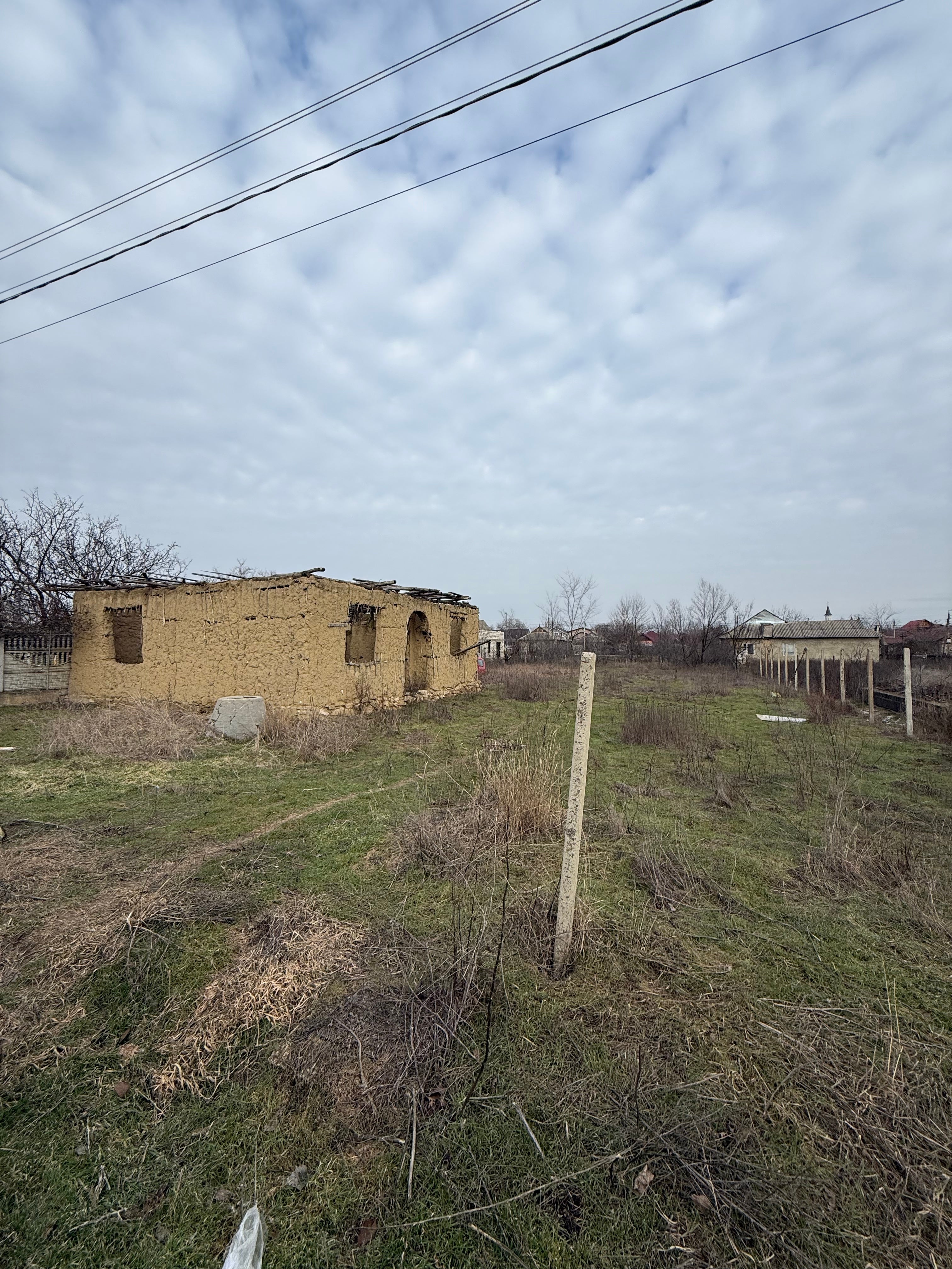Teren 8 ari or. Cantemir str. Combatantilor