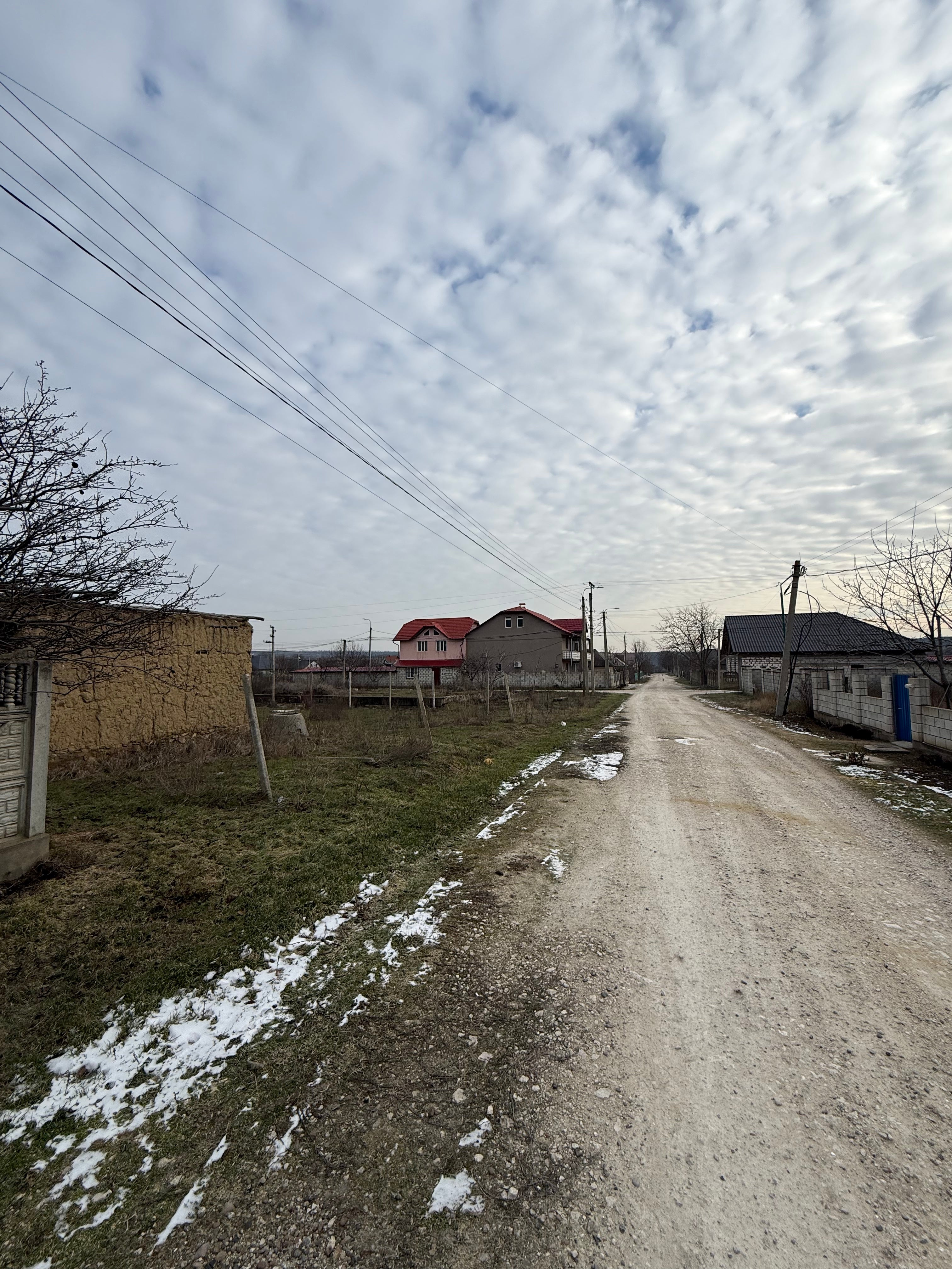 Teren 8 ari or. Cantemir str. Combatantilor