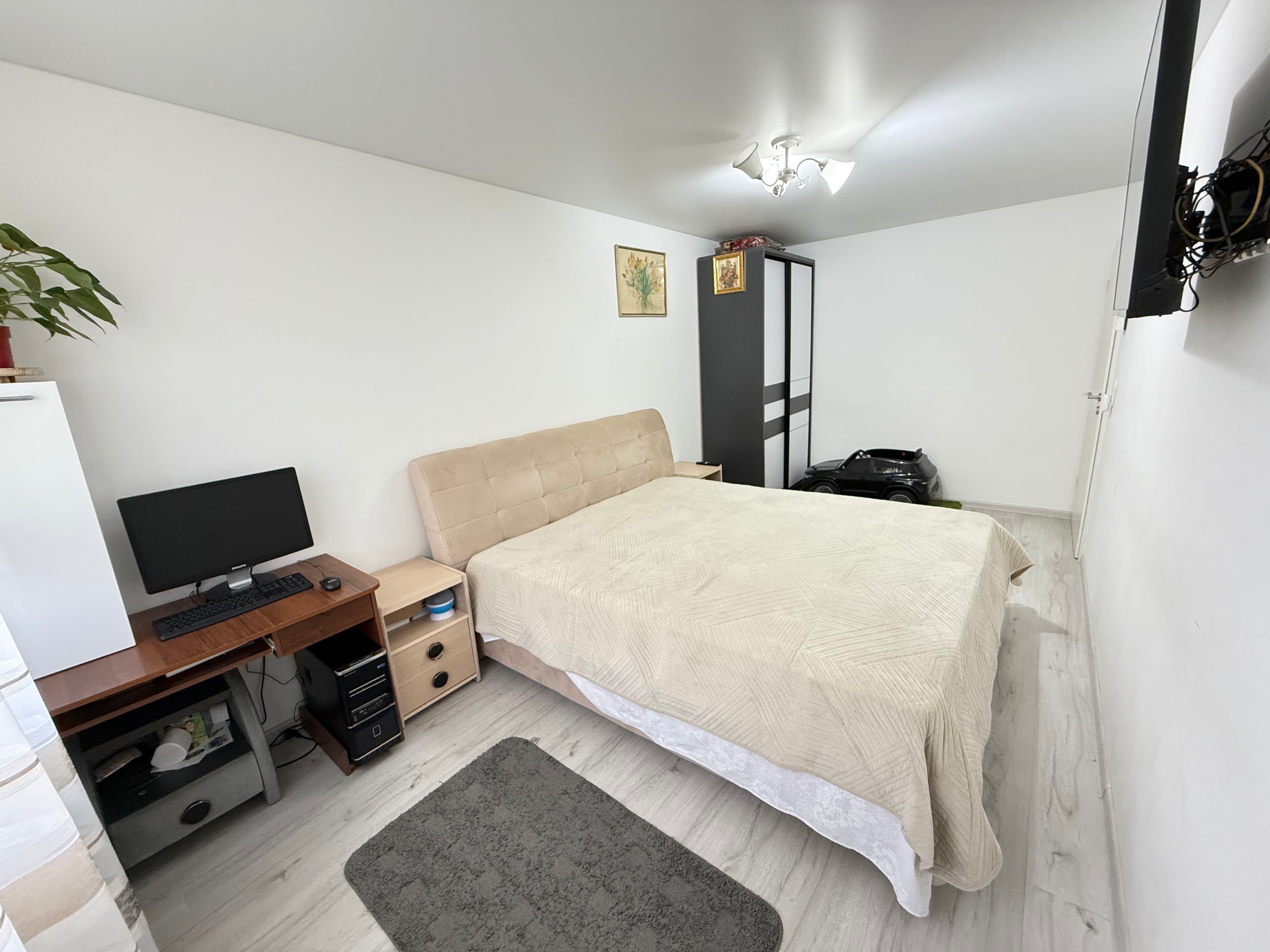 Apartament -  str. Mihai Eminescu
