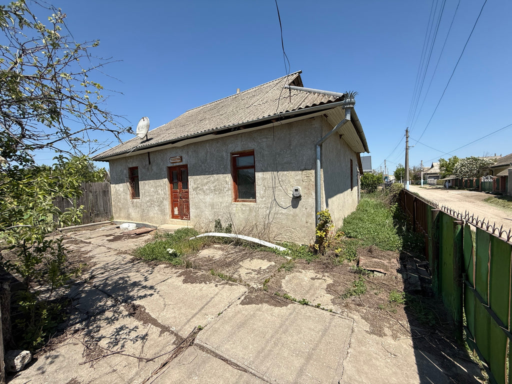 Casă s. Cania, str. Păcii