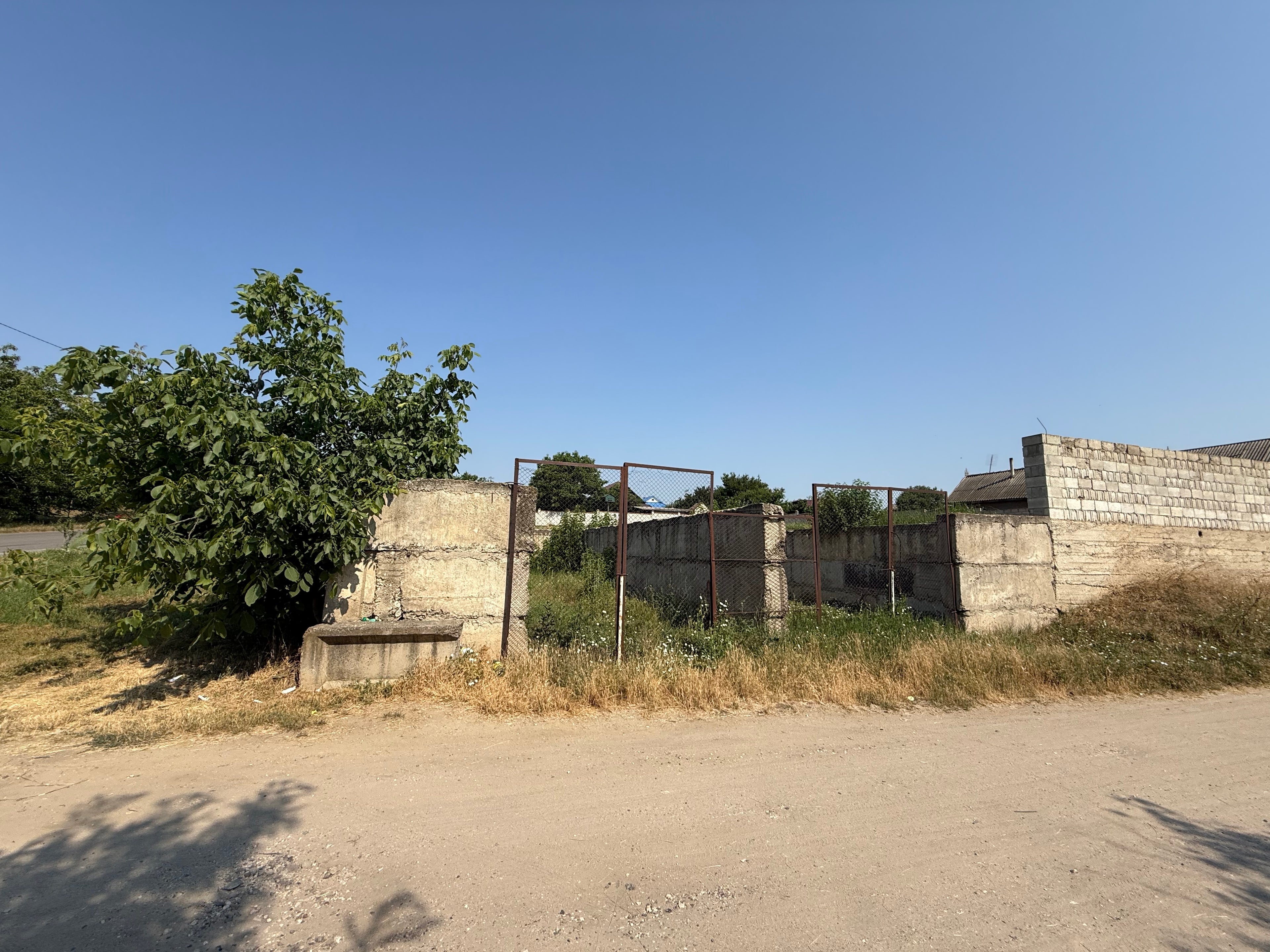 Teren 17 ari s. Cania Str. Păcii