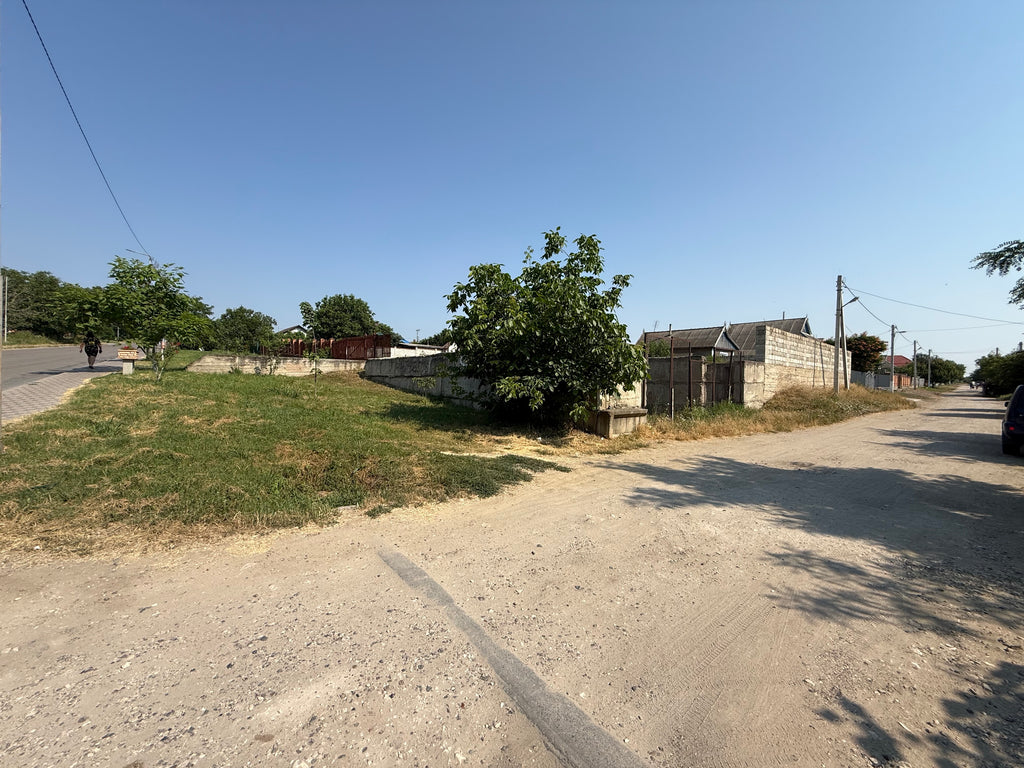 Teren 17 ari s. Cania Str. Păcii